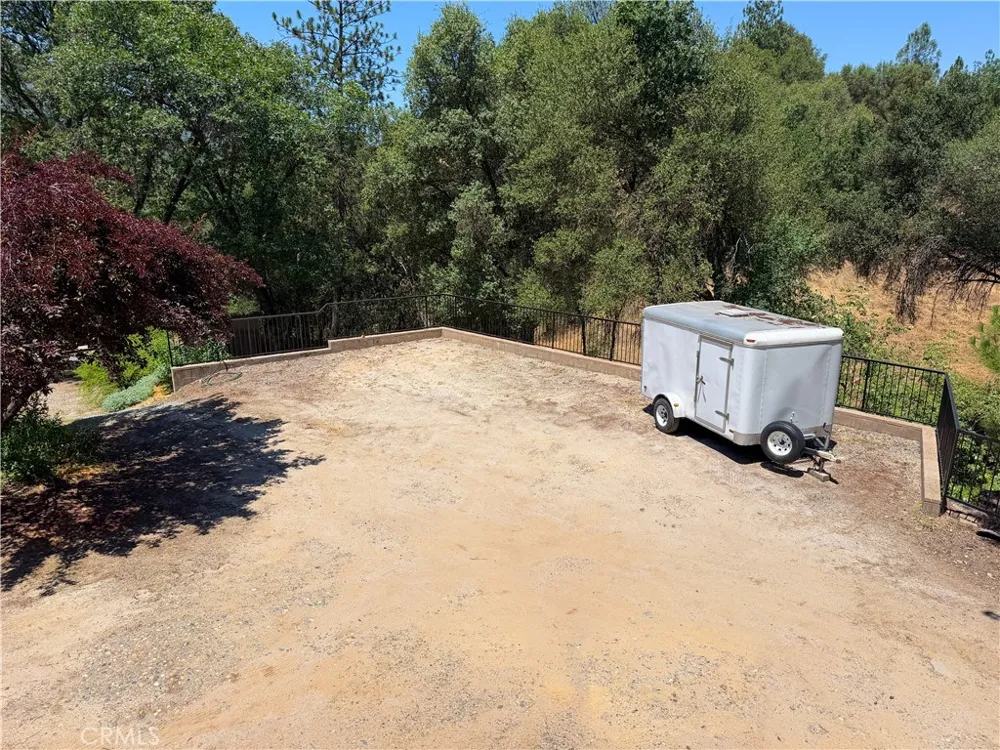 39597 Evergreen Oakhurst, CA 93644