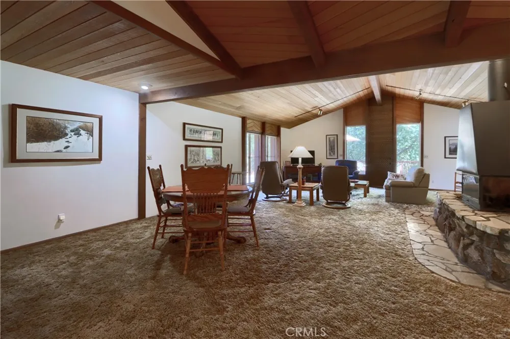 39597 Evergreen Oakhurst, CA 93644