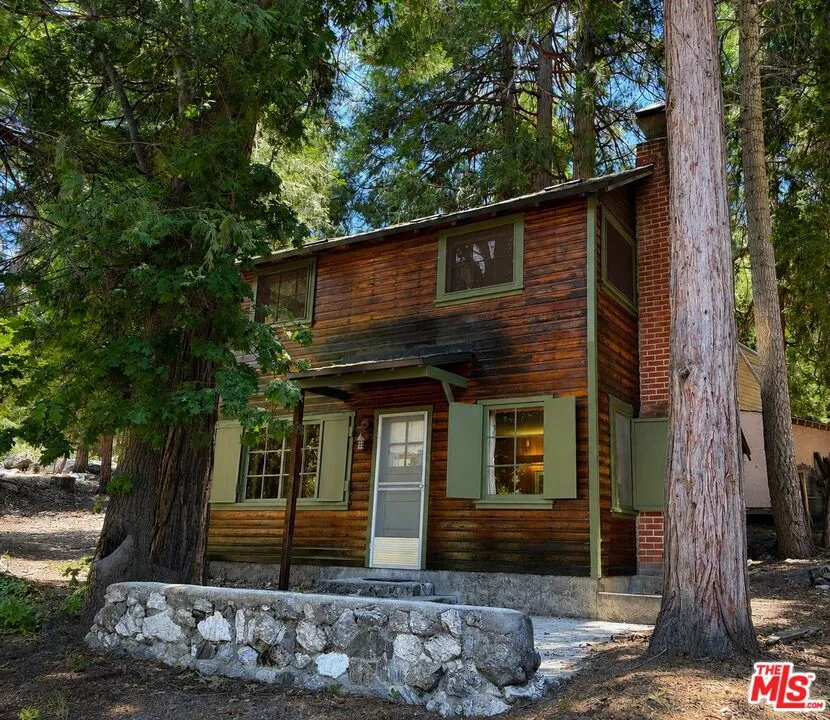41471 Valley Of The Falls Drive Forest Falls, CA 92339