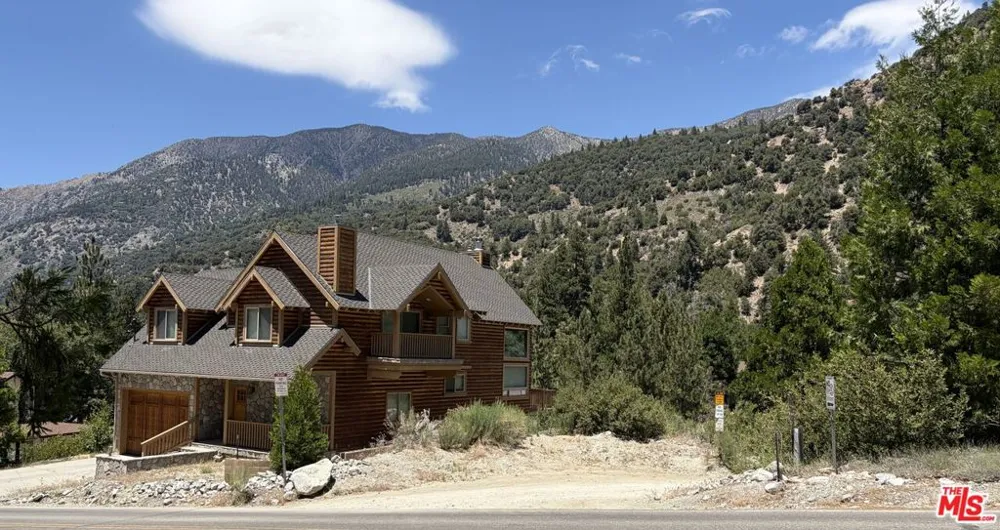 41471 Valley Of The Falls Drive Forest Falls, CA 92339