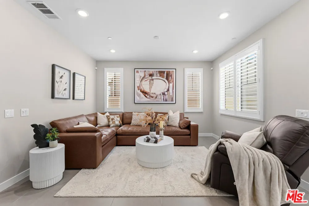 41 Savannah Court Pomona, CA 91766