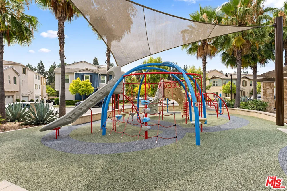 41 Savannah Court Pomona, CA 91766
