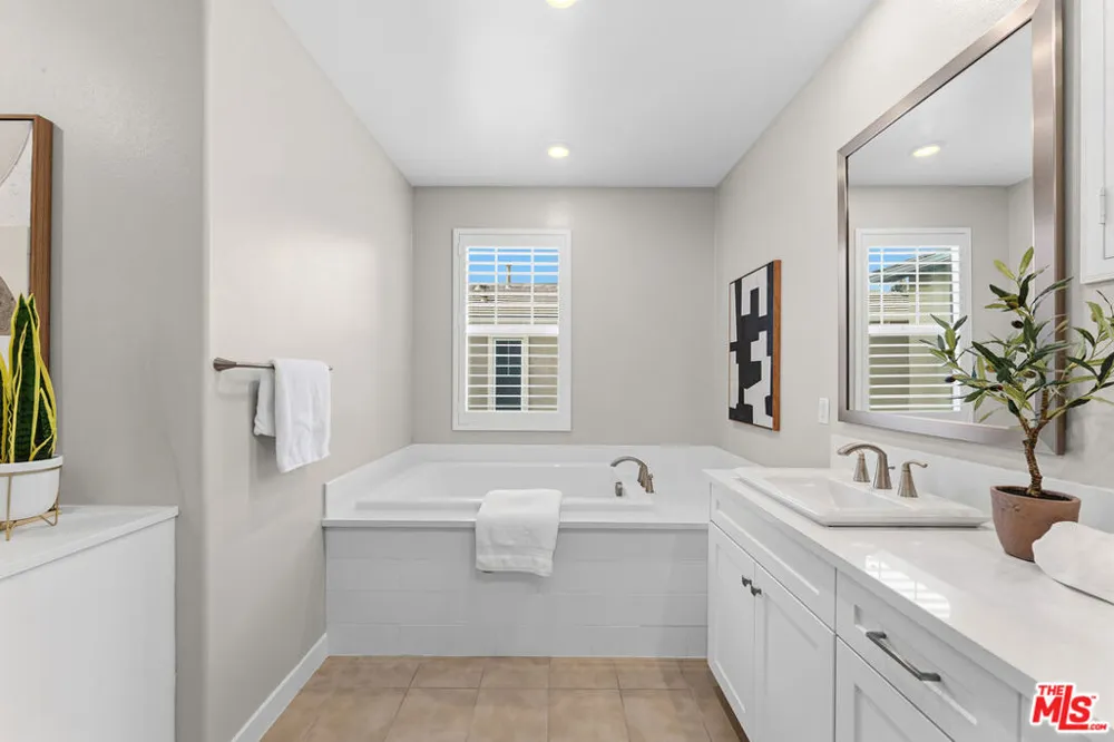 41 Savannah Court Pomona, CA 91766