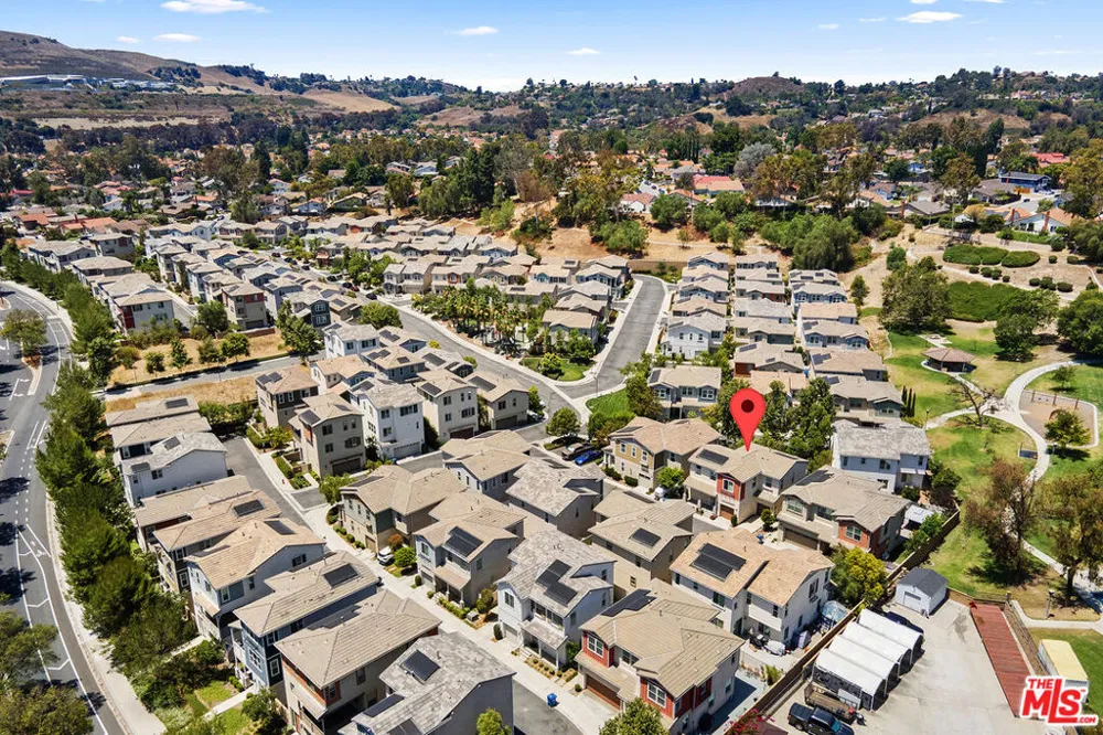 41 Savannah Court Pomona, CA 91766