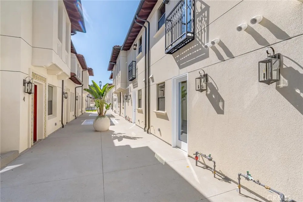 150 New Ave #2 Monterey Park, CA 91755