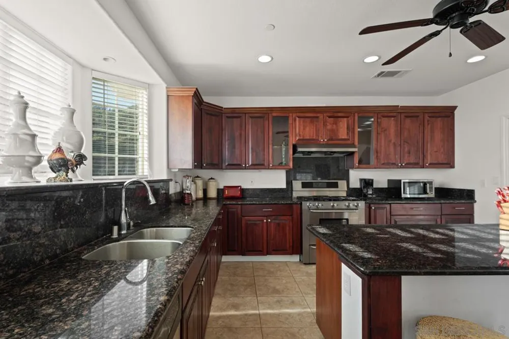 2101 Coulter Lane Julian, CA 92036