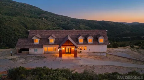 2101 Coulter Lane