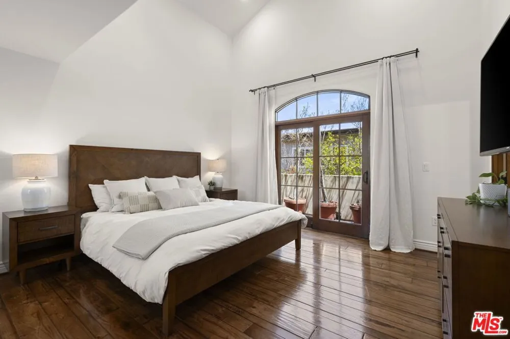 908 17th Street #4 Santa Monica, CA 90403