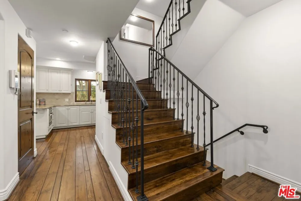 908 17th Street #4 Santa Monica, CA 90403