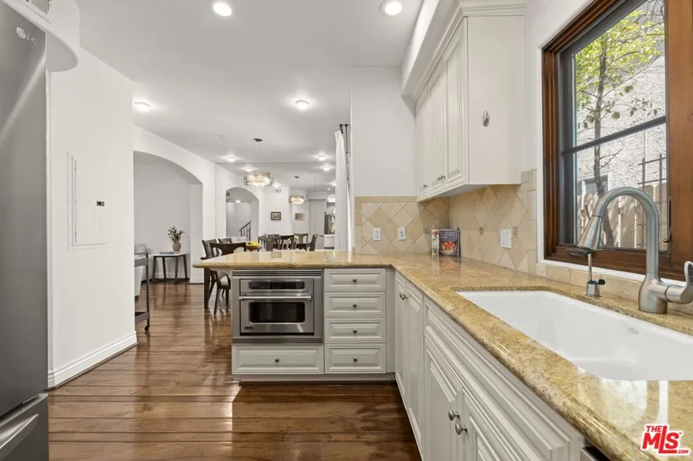 908 17th Street #4 Santa Monica, CA 90403