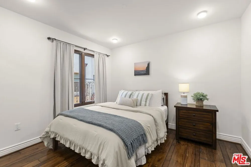 908 17th Street #4 Santa Monica, CA 90403
