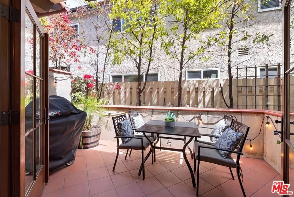 908 17th Street #4 Santa Monica, CA 90403