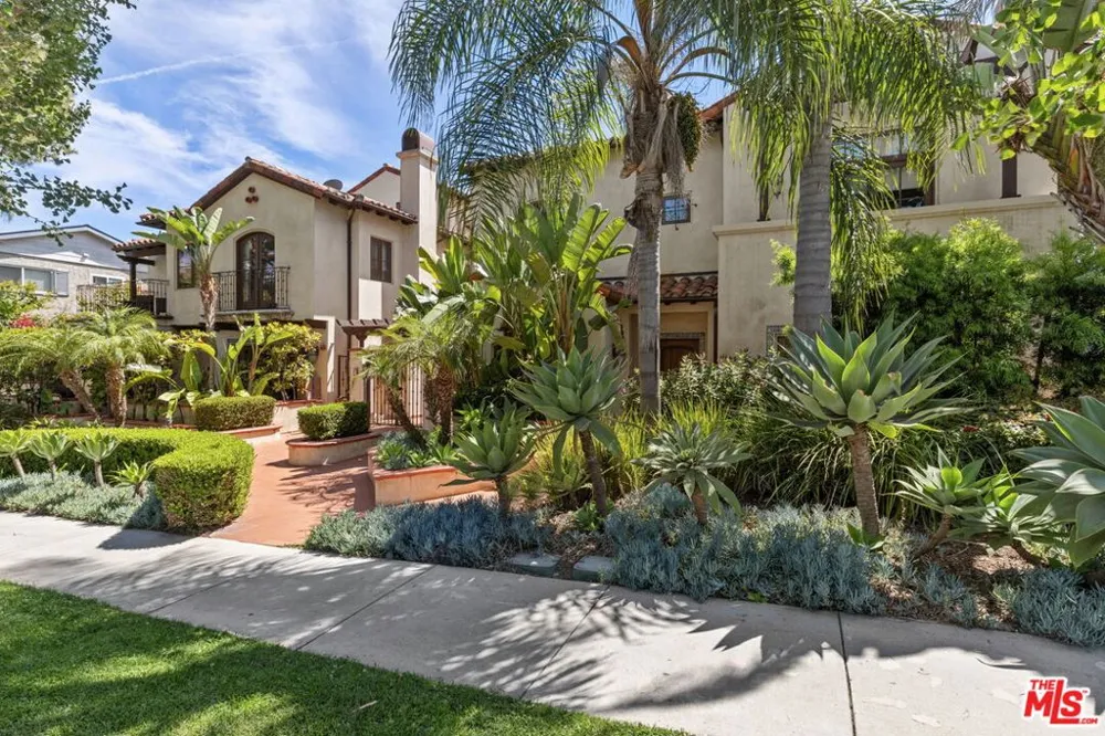 908 17th Street #4 Santa Monica, CA 90403