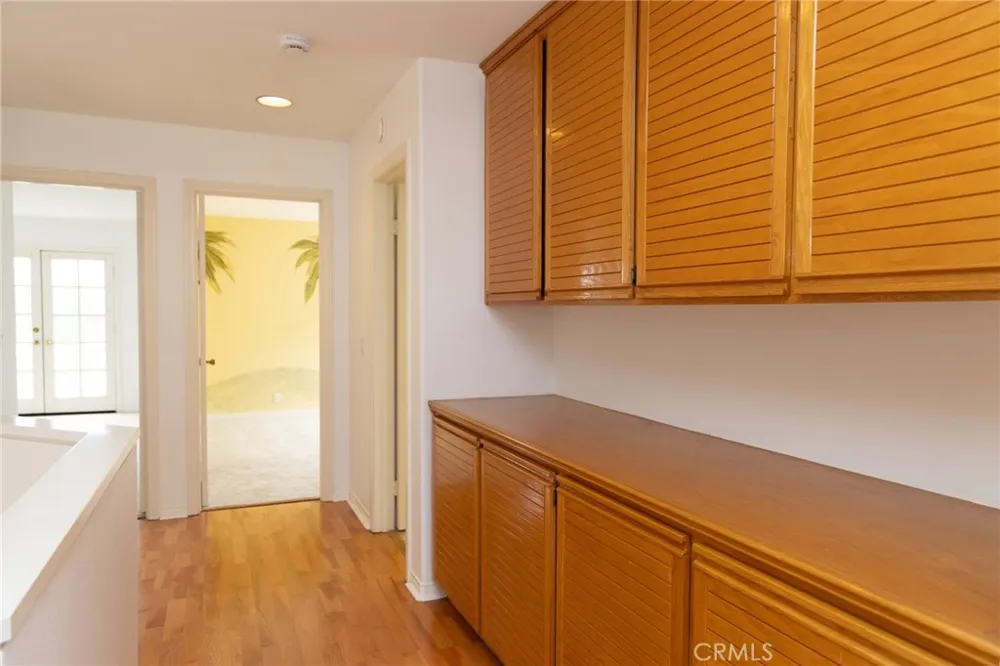 13382 S Presidio Tustin, CA 92782