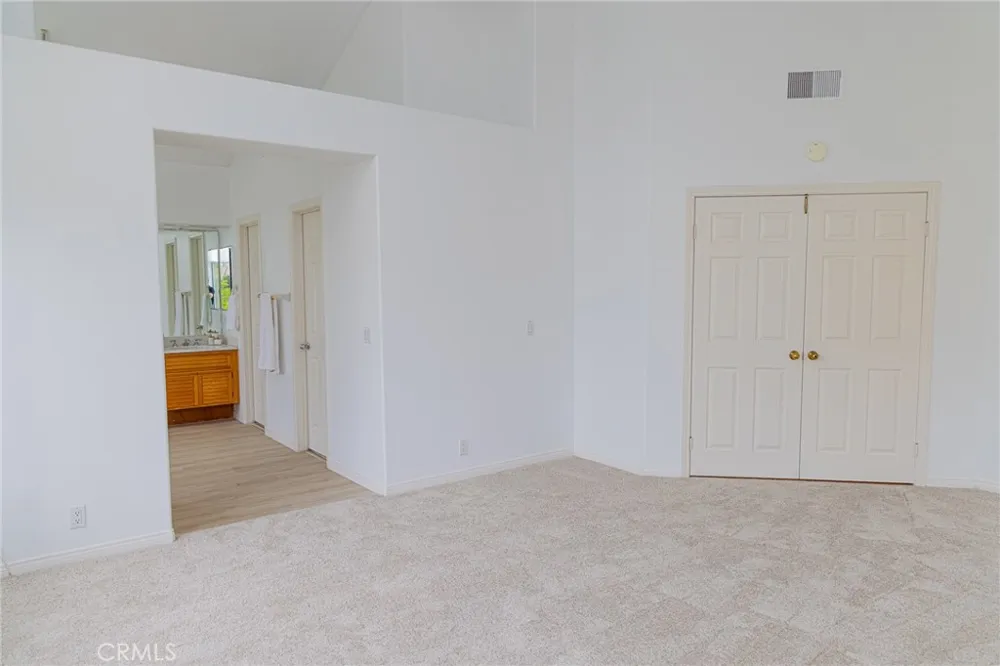13382 S Presidio Tustin, CA 92782