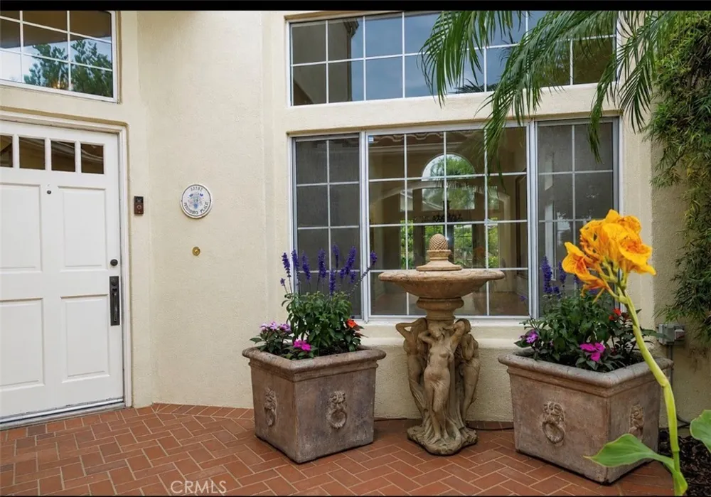 13382 S Presidio Tustin, CA 92782