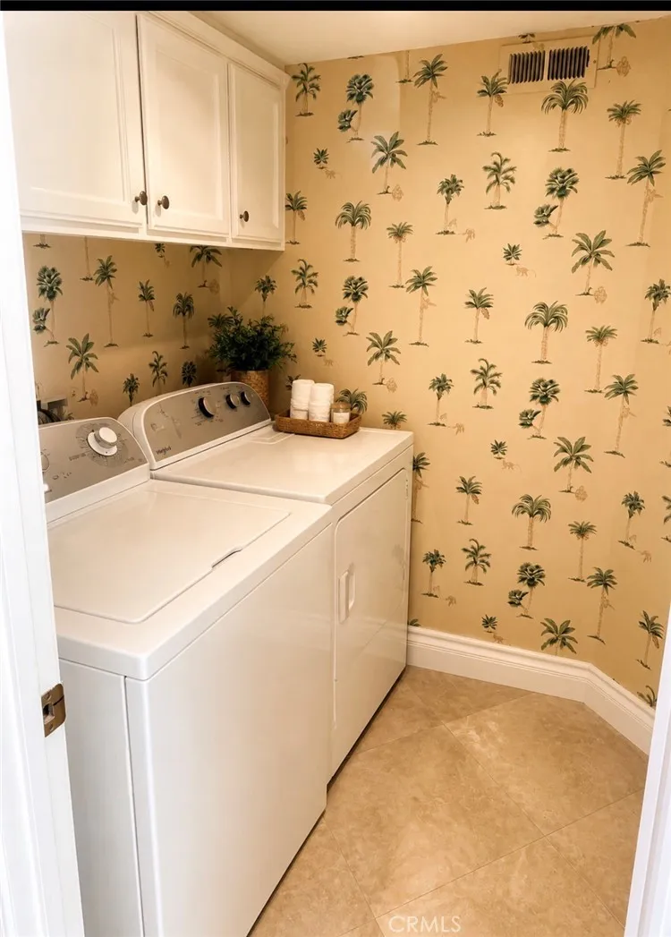 13382 S Presidio Tustin, CA 92782