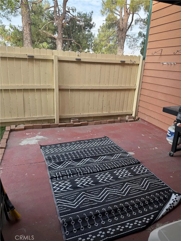 2655 Shadow Hills #37 San Bernardino, CA 92407