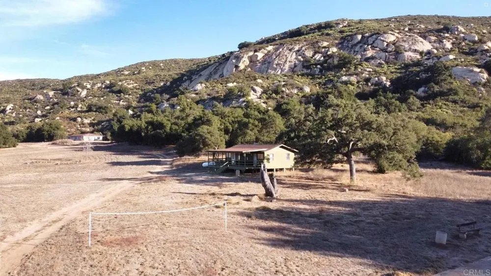 24352 Featherstone Canyon Rd Lakeside, CA 92040
