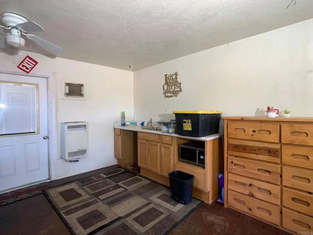 24352 Featherstone Canyon Rd Lakeside, CA 92040
