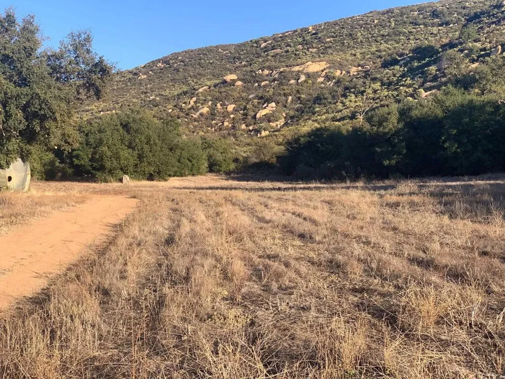 24352 Featherstone Canyon Rd Lakeside, CA 92040