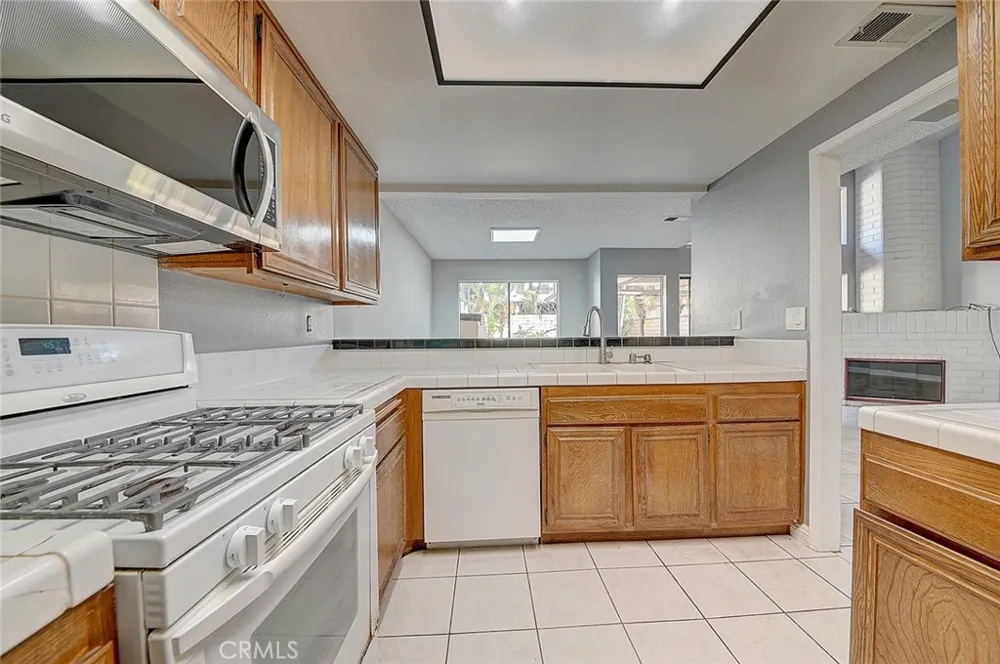 7872 Seabreeze Drive #62 Huntington Beach, CA 92648