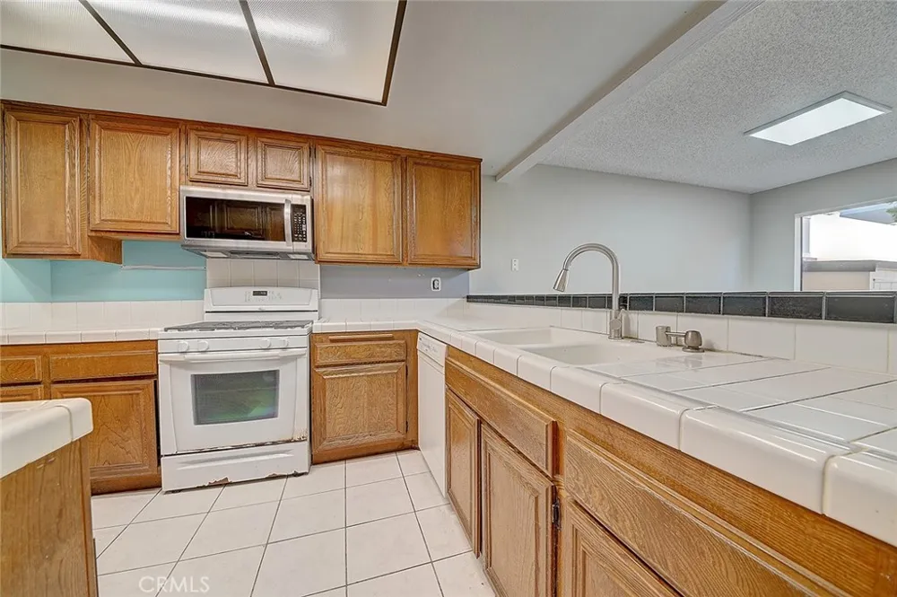 7872 Seabreeze Drive #62 Huntington Beach, CA 92648