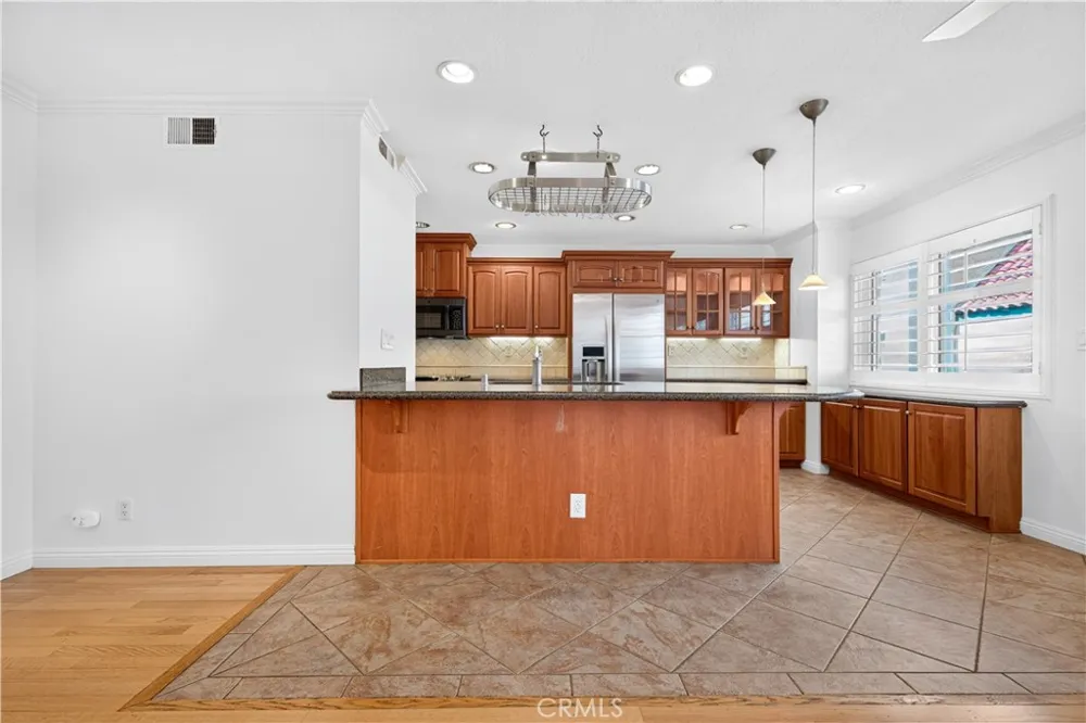 1024 Palo Verde Avenue Long Beach, CA 90815
