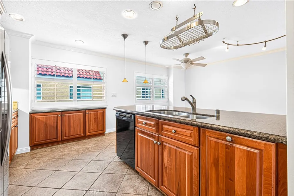 1024 Palo Verde Avenue Long Beach, CA 90815