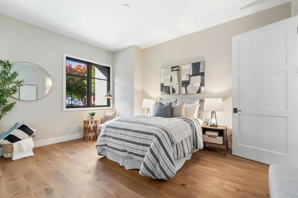 221 Hope Street Mountain View, CA 94041