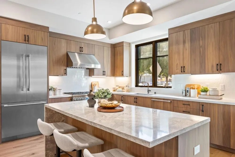 221 Hope Street Mountain View, CA 94041