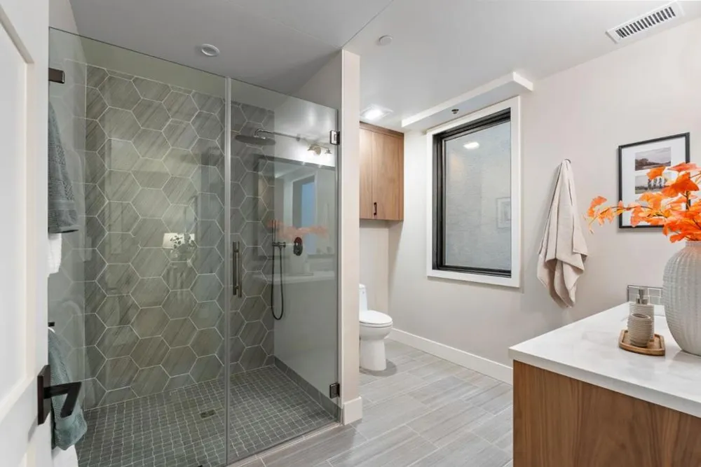 221 Hope Street Mountain View, CA 94041