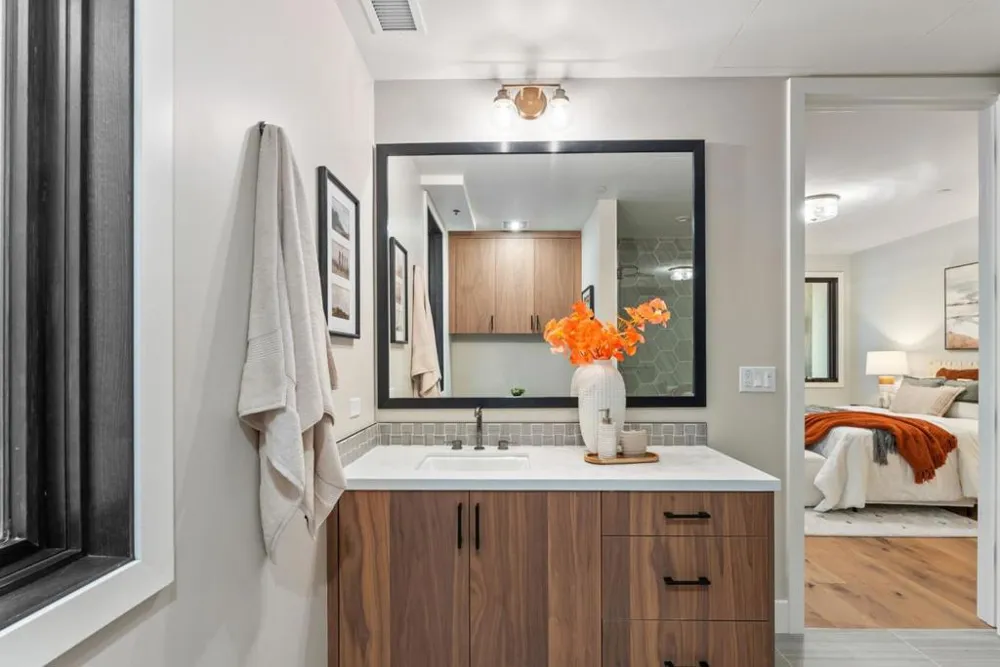 221 Hope Street Mountain View, CA 94041