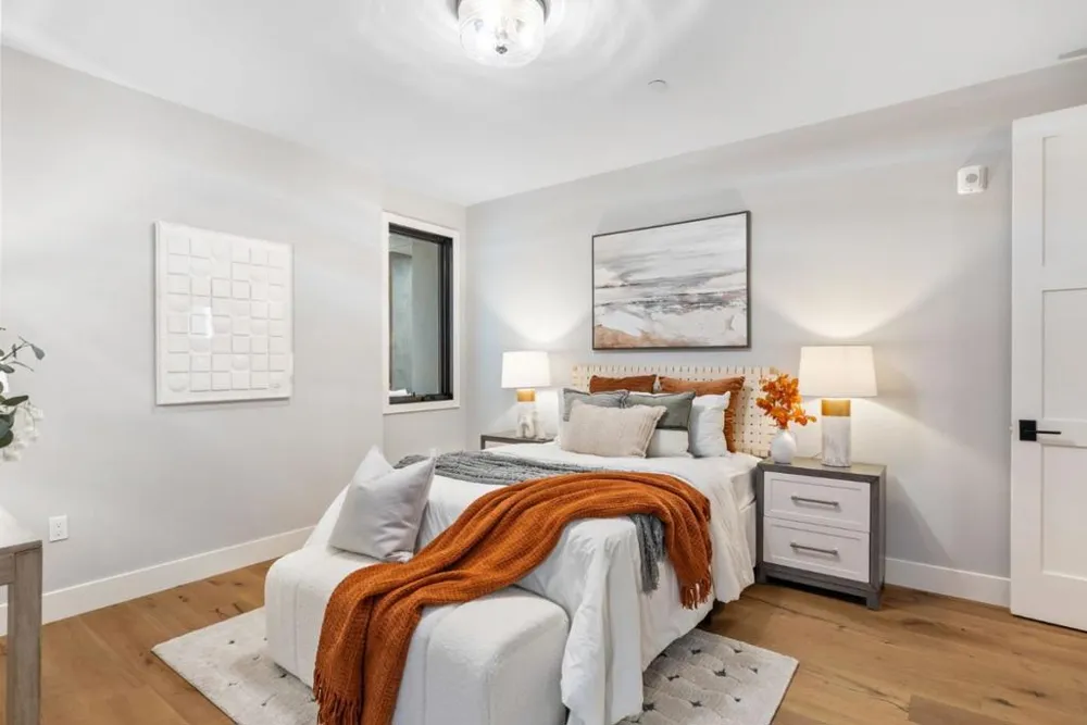 221 Hope Street Mountain View, CA 94041