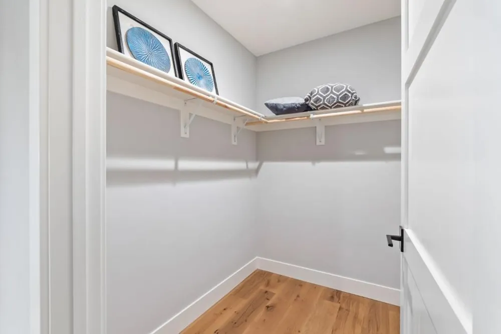 221 Hope Street Mountain View, CA 94041