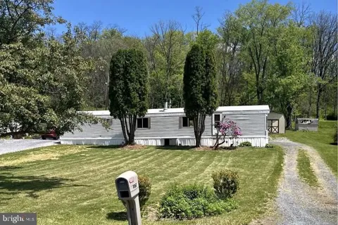 1060 INDUSTRIAL AVENUE