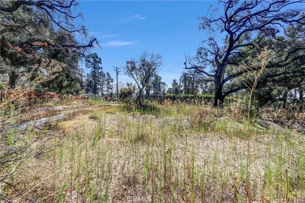 1085 Rubio Altadena, CA 91001
