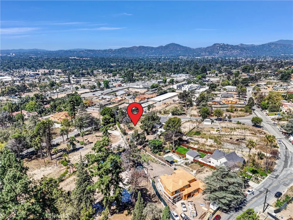 1085 Rubio Altadena, CA 91001