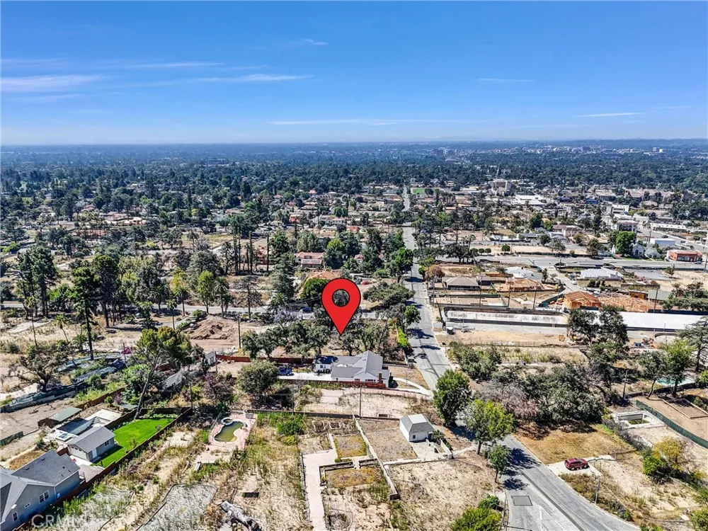 1085 Rubio Altadena, CA 91001