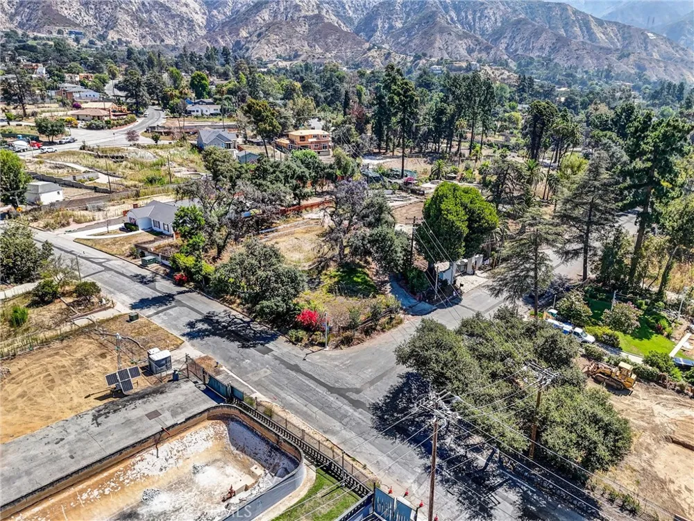 1085 Rubio Altadena, CA 91001
