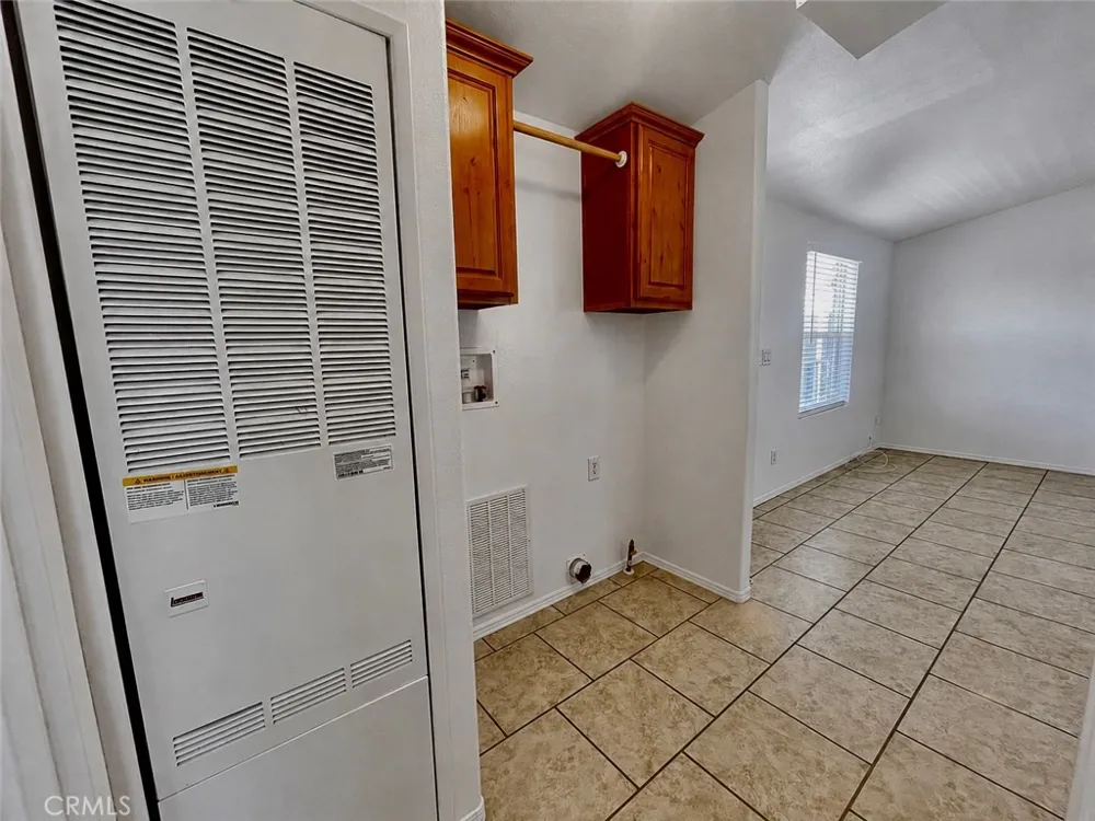 12995 6th #3 Yucaipa, CA 92399