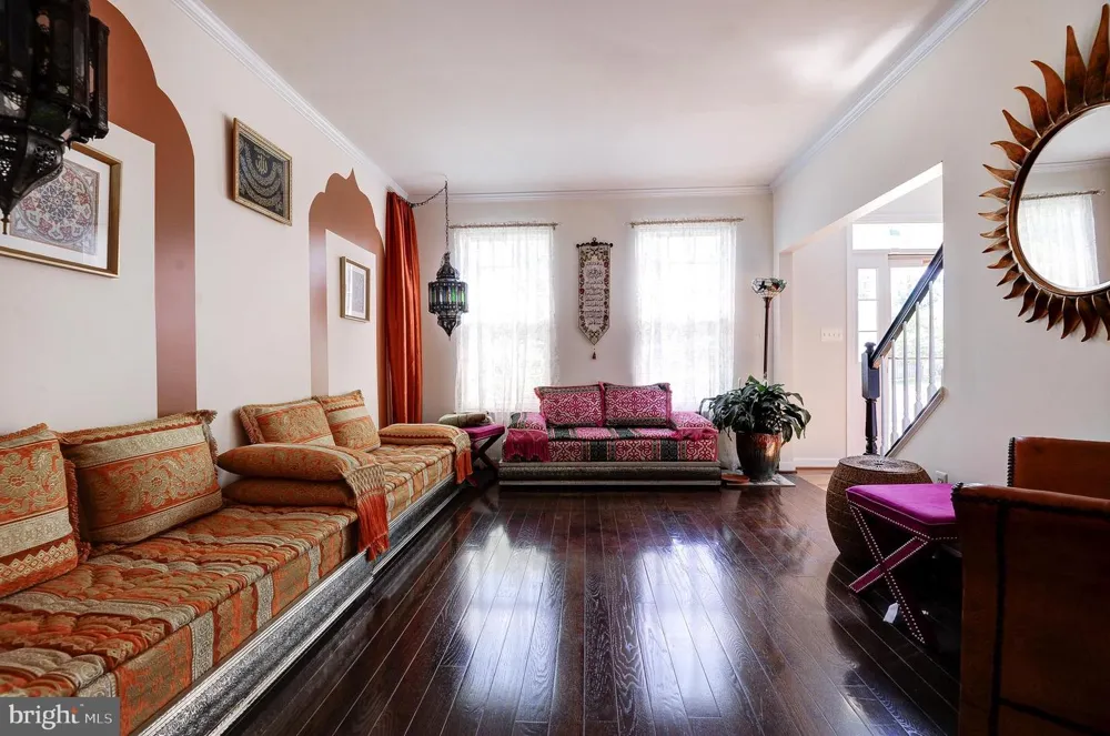 1 HICKORY SPRING COURT Gaithersburg, MD 20882