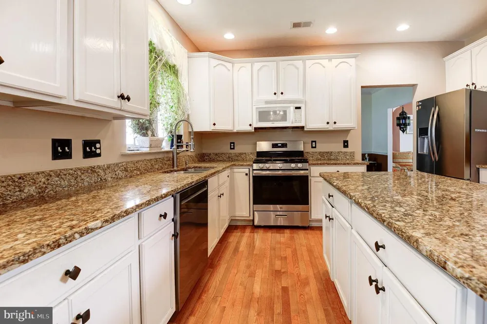 1 HICKORY SPRING COURT Gaithersburg, MD 20882