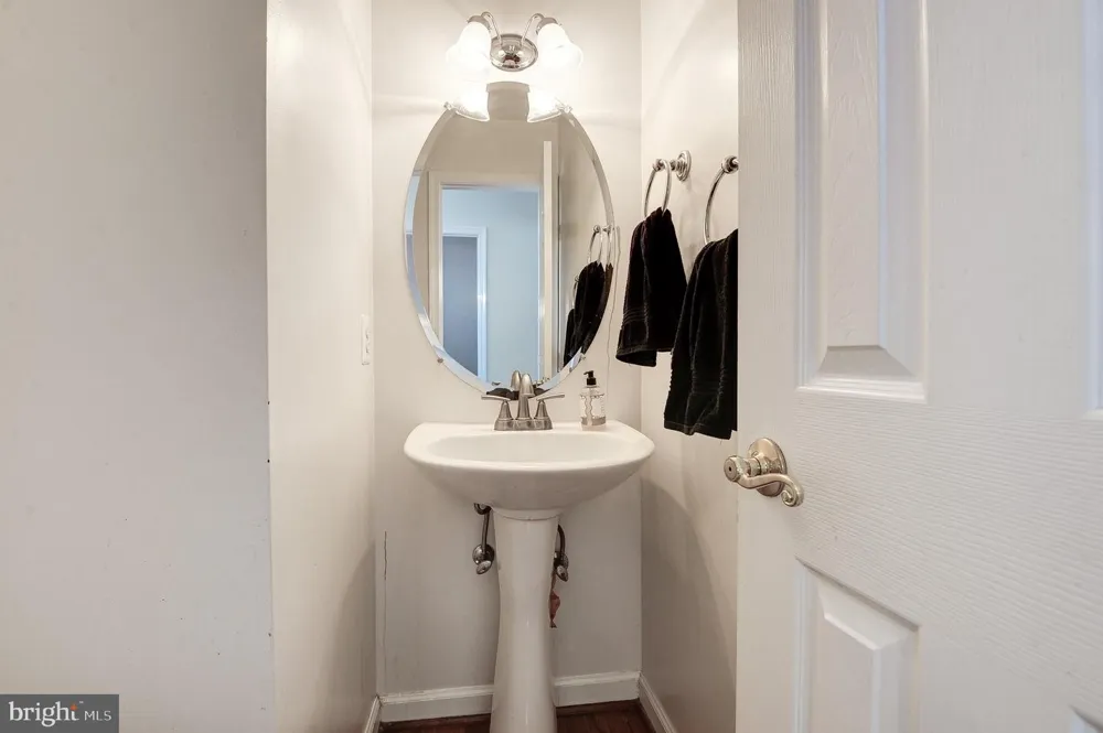 1 HICKORY SPRING COURT Gaithersburg, MD 20882
