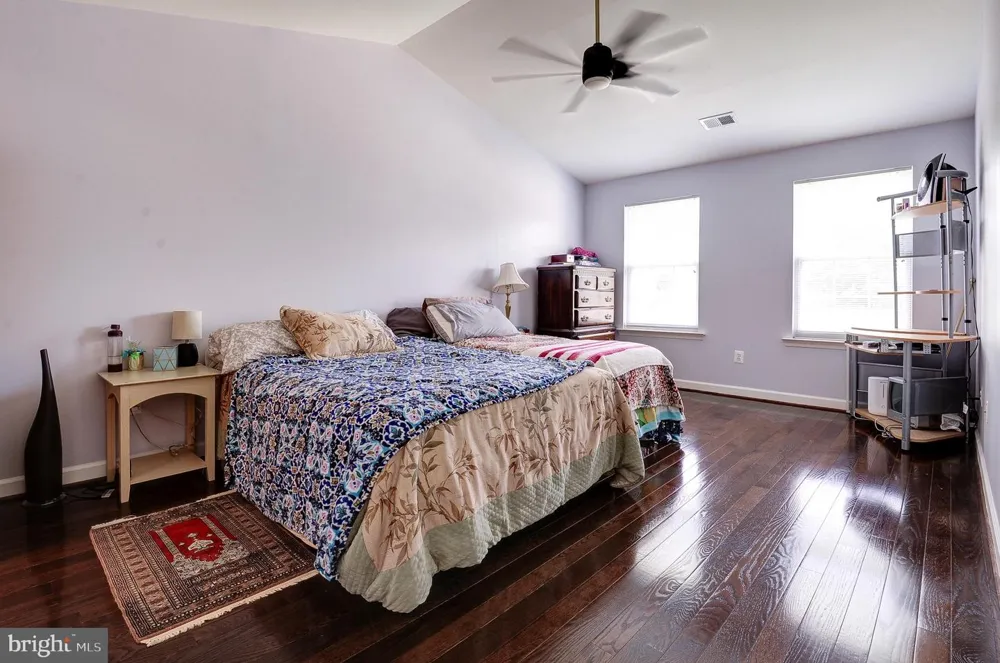 1 HICKORY SPRING COURT Gaithersburg, MD 20882