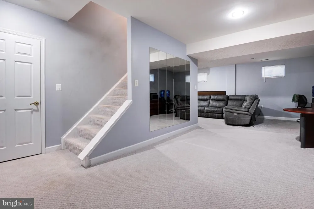 1 HICKORY SPRING COURT Gaithersburg, MD 20882