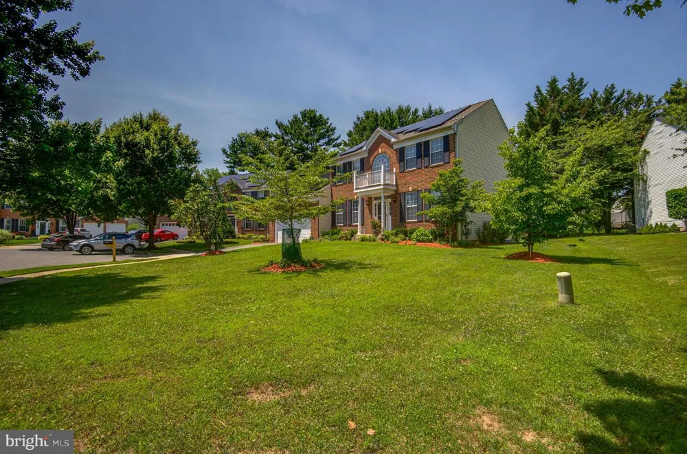 1 HICKORY SPRING COURT Gaithersburg, MD 20882