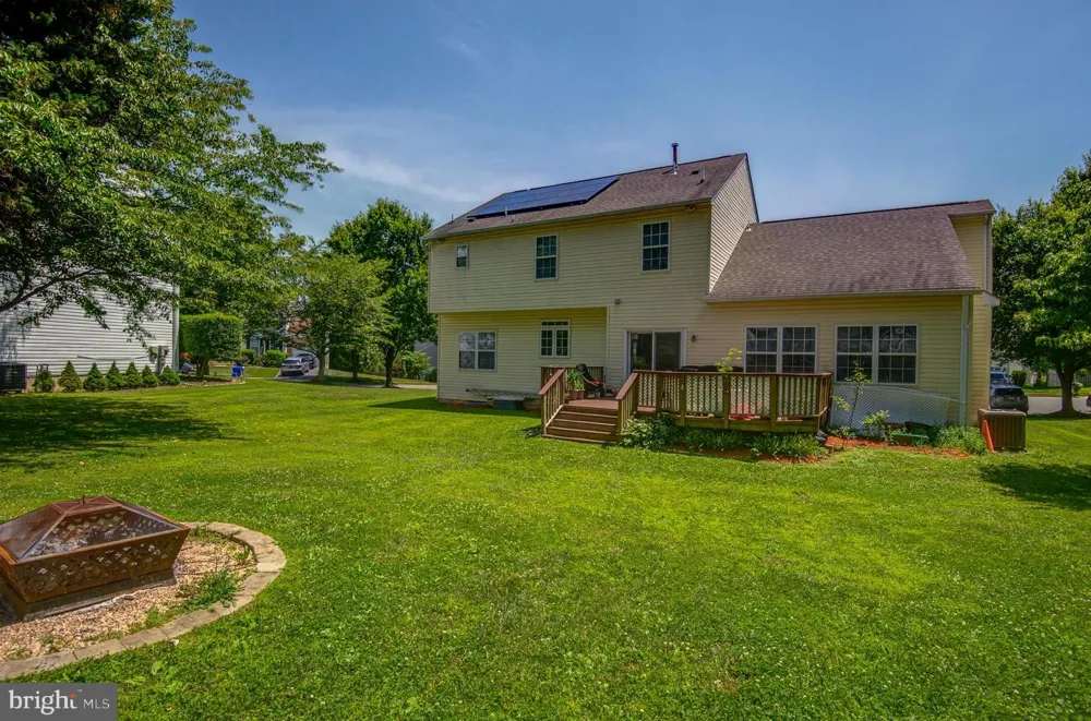 1 HICKORY SPRING COURT Gaithersburg, MD 20882