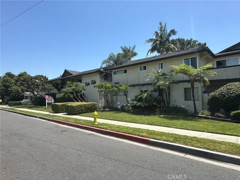 3546 Los Flores Boulevard