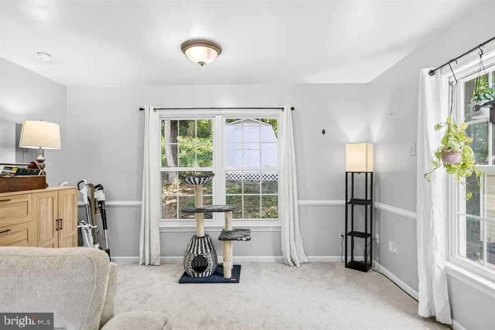 4695 E EAST SIDE HIGHWAY Grottoes, VA 24441